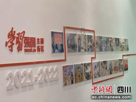 小孩脸上突然长出好多红色小痘痘，是什么原因呢？游戏画面